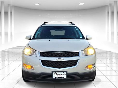Used 2011 Chevrolet Traverse LT w/ LPO, 'HIT The Road' Package FWD image 5
