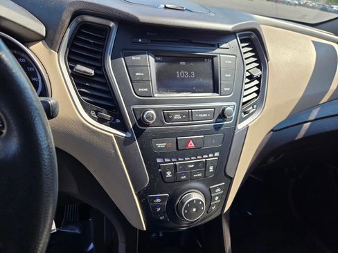 Used 2018 Hyundai Santa Fe Sport FWD image 17