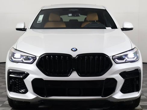 Used 2022 BMW X6 xDrive40i w/ M Sport Package image 2