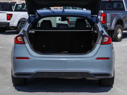 Used 2023 Honda Civic Sport image 28