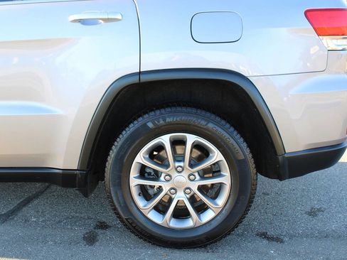 Used 2015 Jeep Grand Cherokee Limited image 45