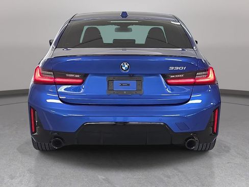 Used 2023 BMW 330i Sedan w/ M Sport Package RWD image 8