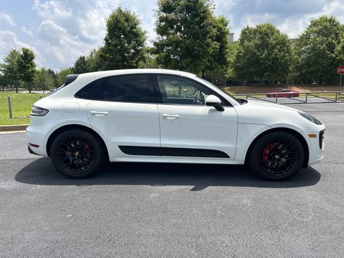 Used 2021 Porsche Macan GTS AWD/4WD image 10