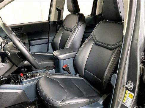 Used 2024 Ford Maverick Lariat w/ Black Appearance Package image 25