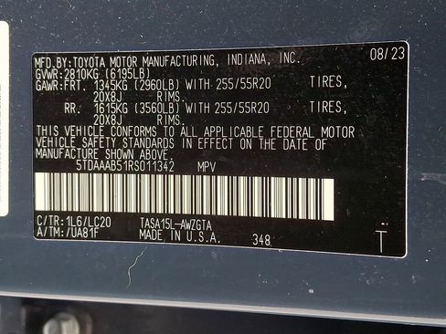Used 2024 Toyota Grand Highlander AWD image 28