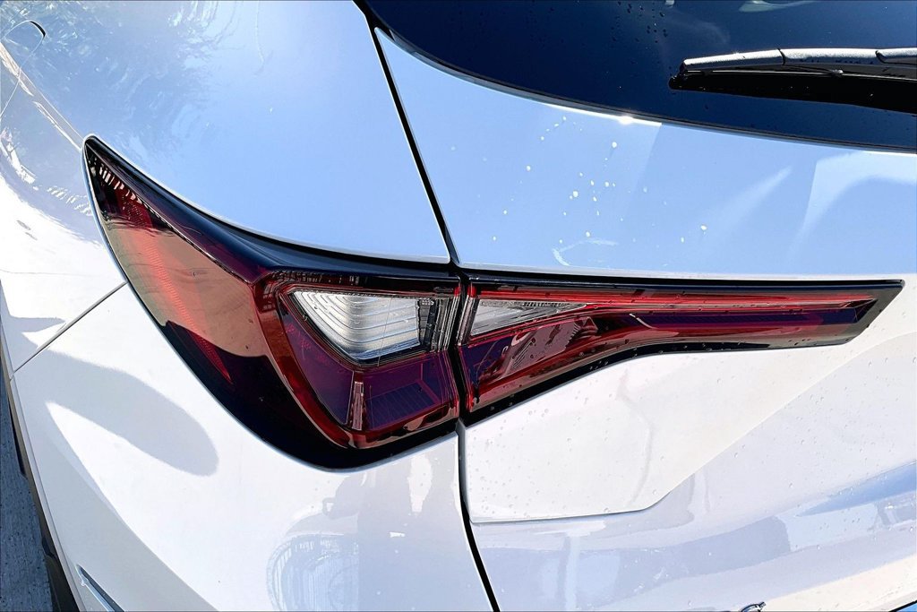 Used 2026 Acura MDX w/ Technology Package FWD image 36