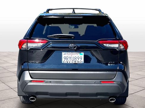 Used 2025 Toyota RAV4 XLE Premium w/ Weather Package AWD/4WD image 7