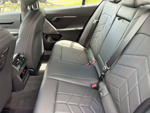 Used 2026 BMW 530i RWD image 13