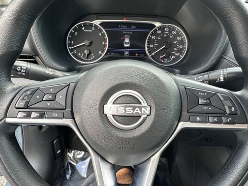 Used 2024 Nissan Sentra SV FWD image 20