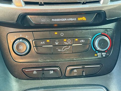 Used 2021 Ford Transit Connect XL FWD image 17