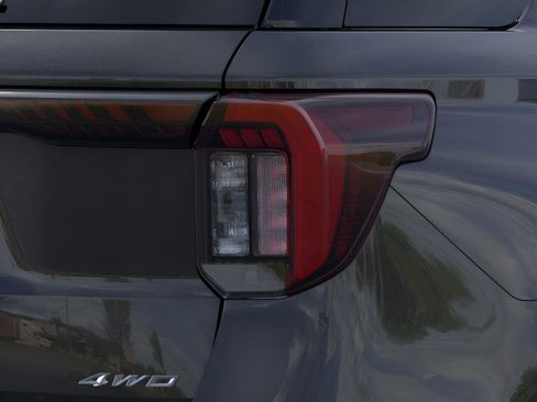 Used 2026 Ford Explorer ST-Line w/ ST-Line Street Pack AWD/4WD image 22