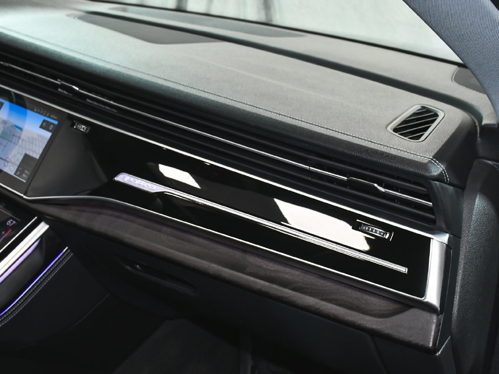 Used 2023 Audi Q8 Premium Plus w/ Premium Plus Package AWD/4WD image 65