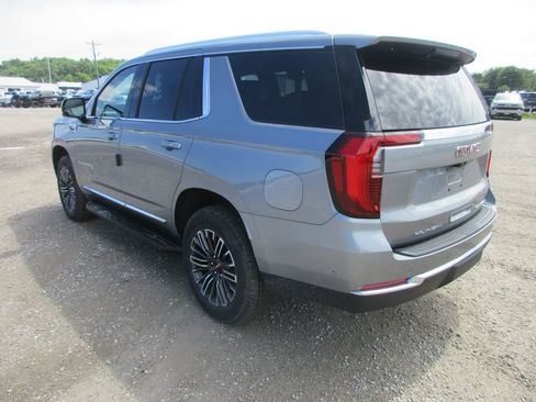 New 2026 GMC Yukon Elevation w/ Elevation Premium Package AWD/4WD image 6