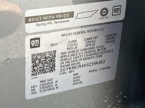 Used 2025 Cadillac XT5 Premium Luxury w/ LPO, Floor Liner Package FWD image 34