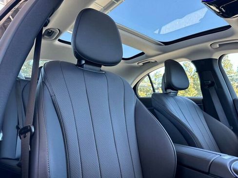 Used 2025 Mercedes-Benz E 350 Sedan image 20