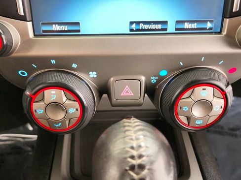 Used 2015 Chevrolet Camaro SS image 31