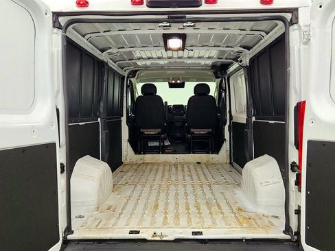 Used 2025 RAM ProMaster 2500 w/ Convenience Group FWD image 19