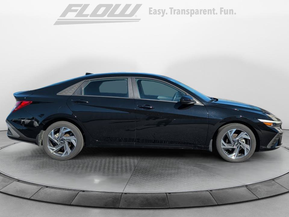 Certified 2025 Hyundai Elantra Sport FWD image 8