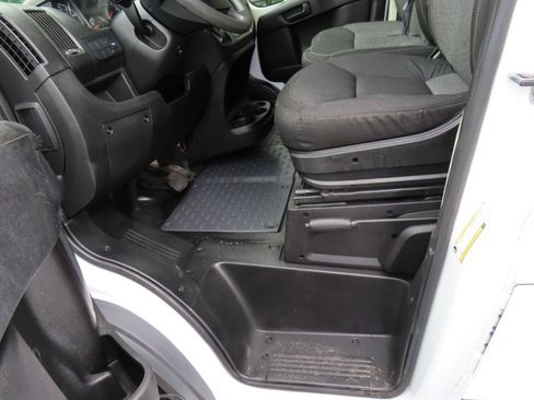 Used 2017 RAM ProMaster 2500 FWD image 12
