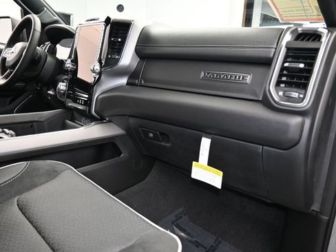 Used 2025 RAM 1500 Laramie image 44