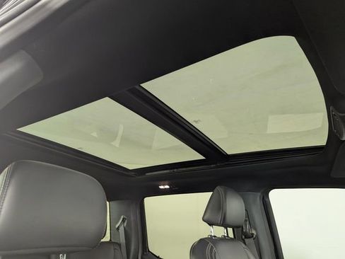 Used 2022 Ford F250 Lariat w/ Black Appearance Package image 24