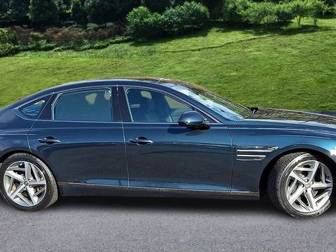 Certified 2023 Genesis G80 2.5T w/ Sport Prestige Package image 9