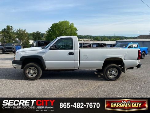 Used 2006 Chevrolet Silverado 2500 W/T RWD image 8
