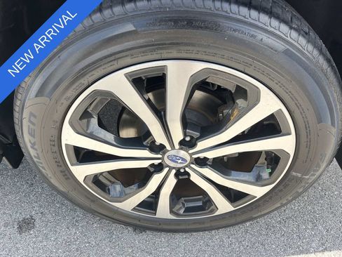 Used 2020 Subaru Forester Limited w/ Popular Package #3 AWD/4WD image 11