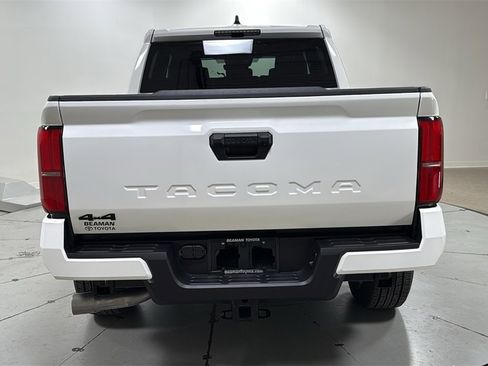 New 2025 Toyota Tacoma TRD Sport image 4