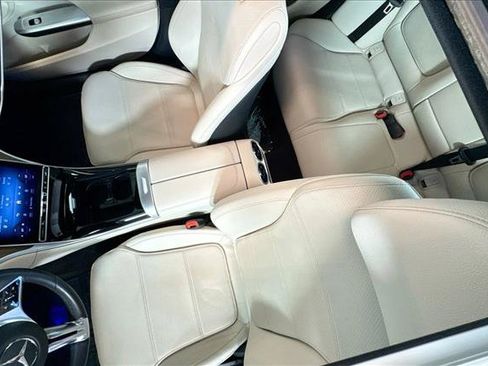 Used 2024 Mercedes-Benz C 300 4MATIC Sedan image 20