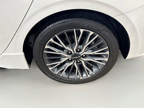 Used 2023 Kia Forte GT-Line w/ GT-Line Premium Package image 10