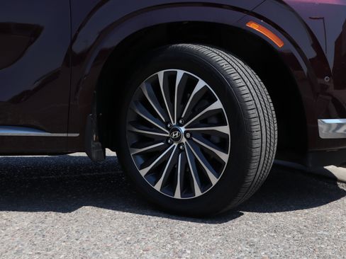 Used 2025 Hyundai Palisade Calligraphy AWD/4WD image 13