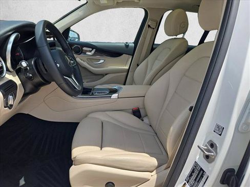 Used 2022 Mercedes-Benz GLC 300 image 13