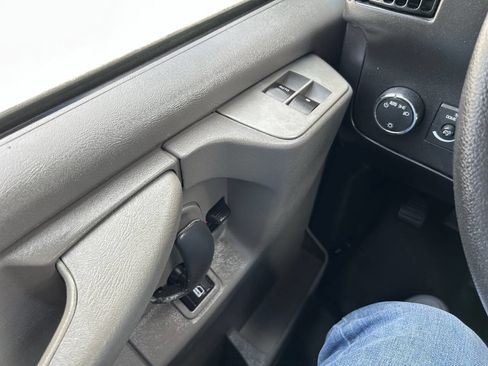 Used 2013 Chevrolet Express 2500 LT w/ LT Preferred Equipment Group image 21