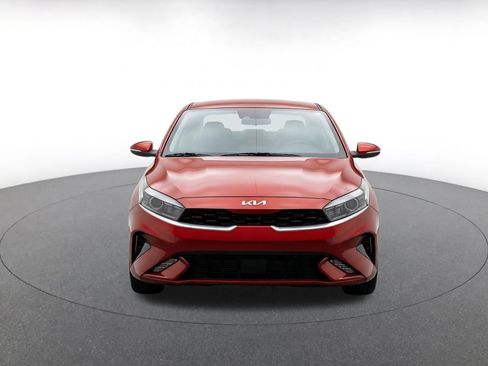 Used 2024 Kia Forte LXS FWD image 2