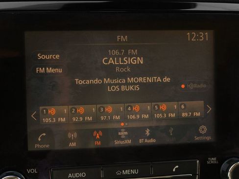 Used 2021 Nissan Titan S image 31