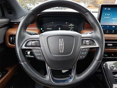 Certified 2023 Lincoln Nautilus Reserve image 21