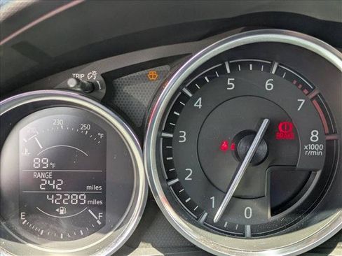 Used 2016 MAZDA MX-5 Miata Grand Touring RWD image 12
