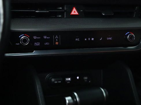 Used 2023 Kia Sportage SX image 28