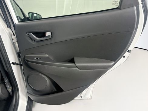 Used 2023 Hyundai Kona SEL w/ Cargo Package FWD image 28