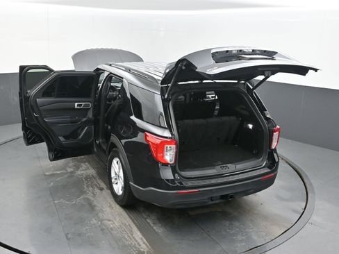 Used 2020 Ford Explorer XLT w/ Class III Trailer Tow Package image 46