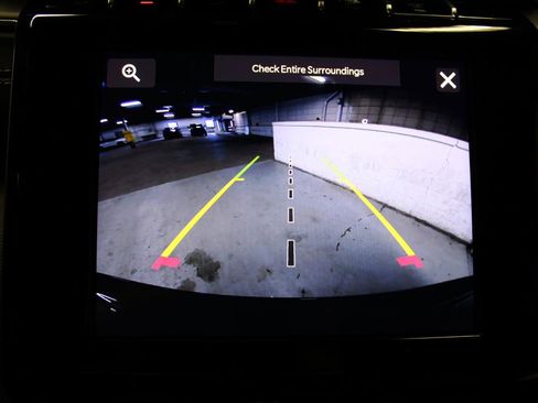 New 2025 Jeep Grand Cherokee Laredo w/ Luxury Tech Group I image 18