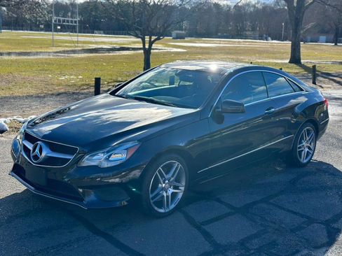 Used 2014 Mercedes-Benz E 350 4MATIC Coupe image 22