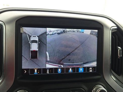 Used 2023 GMC Sierra 2500 SLT w/ SLT Premium Package image 21