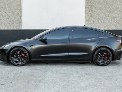 Used 2024 Tesla Model 3 Performance AWD/4WD image 10