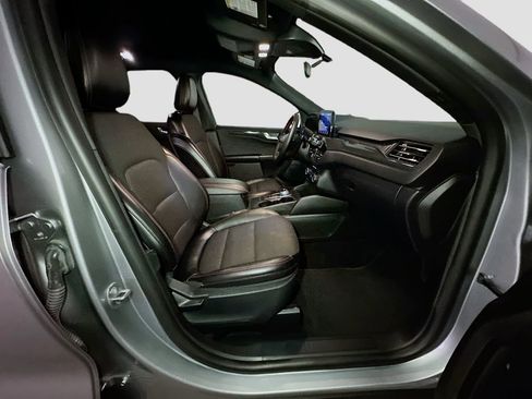 Certified 2024 Ford Escape ST-Line AWD/4WD image 35