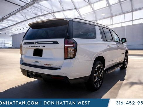 Used 2023 Chevrolet Suburban RST w/ Luxury Package image 36
