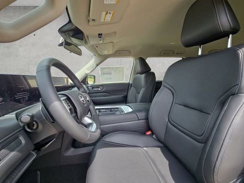 New 2026 Nissan Armada SV image 19