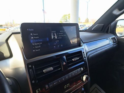 Used 2023 Lexus GX 460 Premium image 7