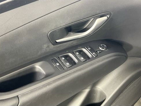 Used 2023 Hyundai Tucson SEL image 17